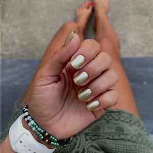 Hazel's Treasure Chest Red Aspen Nail Dash NIB